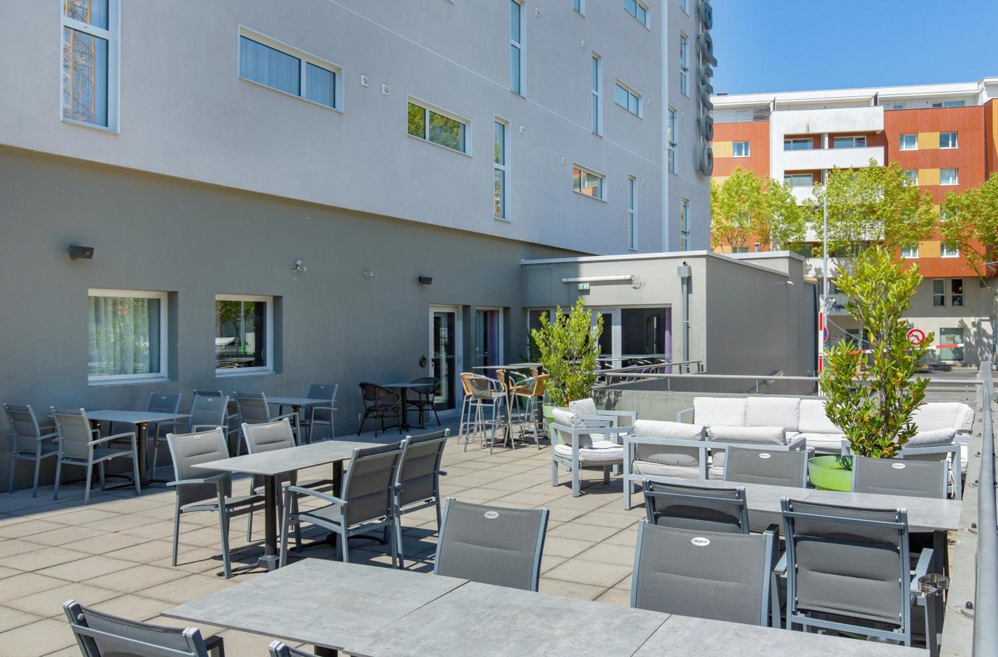 Campanile Clermont Ferrand Centre Hotel Екстериор снимка
