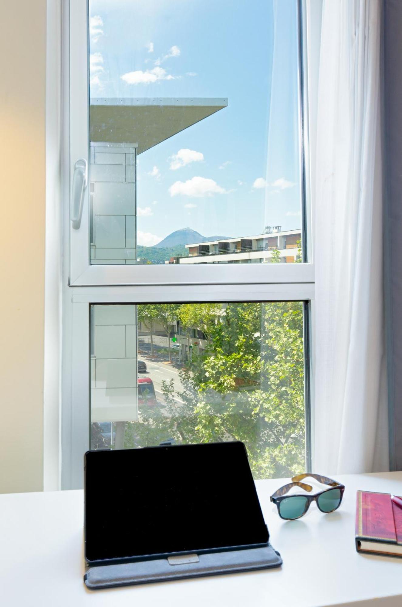 Campanile Clermont Ferrand Centre Hotel Екстериор снимка